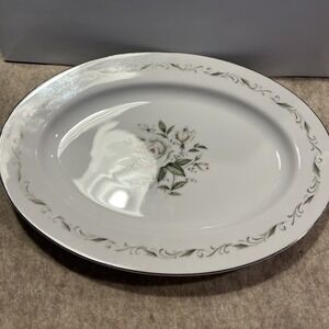 ROMANCE JAPAN DIAMOND CHINA WHITE ROSES PLATINUM TRIM PLATTER 12 1/4